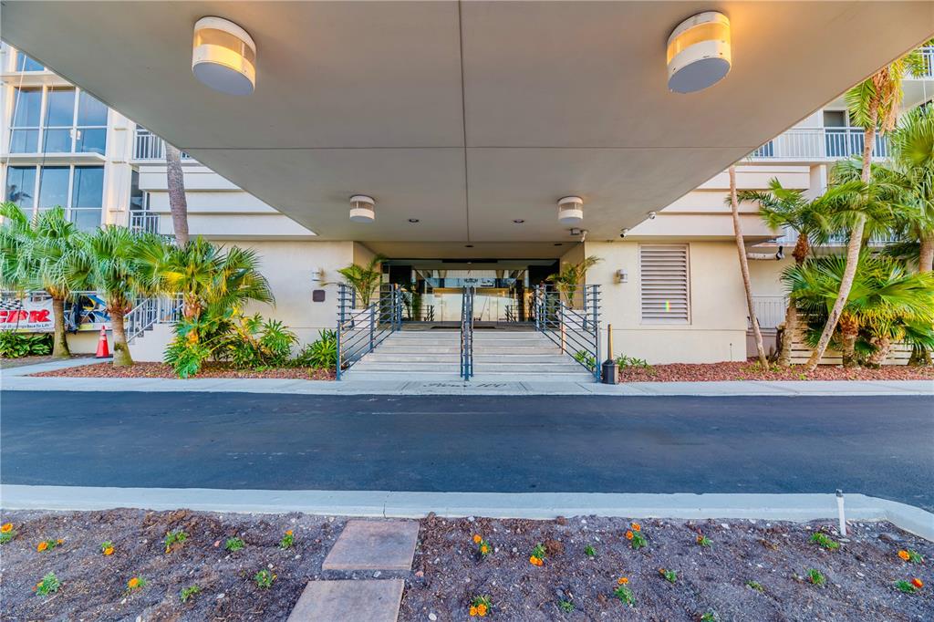 100 Pierce Street, Unit 1102 Clearwater, FL 33756 - Photo 39 of 45 a view of entryway with a potted plant