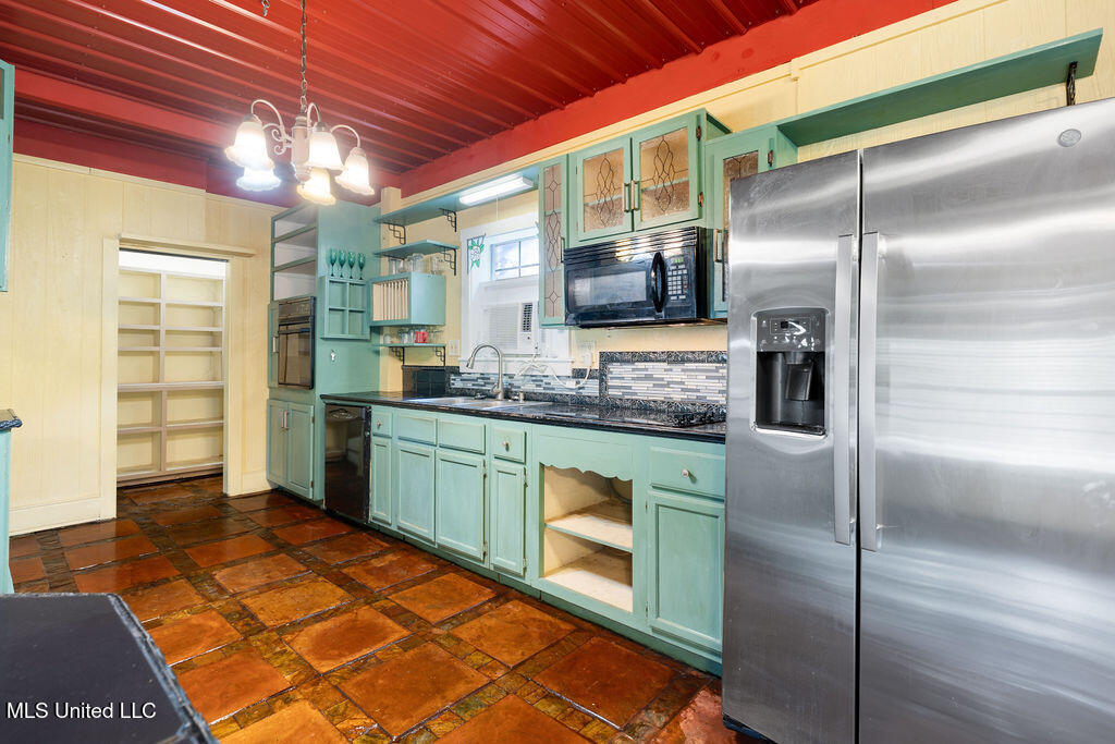 634 Beach Road Poplarville, MS 39470 - Photo 4 of 55 a7402687