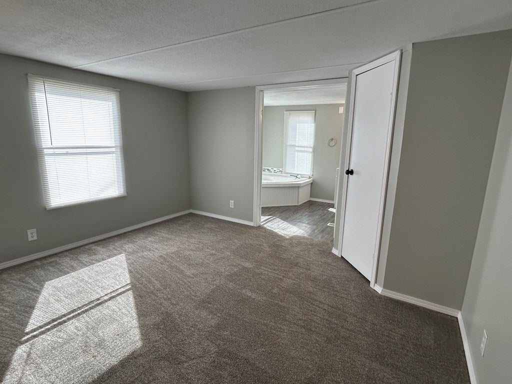 9783 Ivanhoe Road Ivanhoe, VA 24350 - Photo 4 of 56 Gallery Image 4