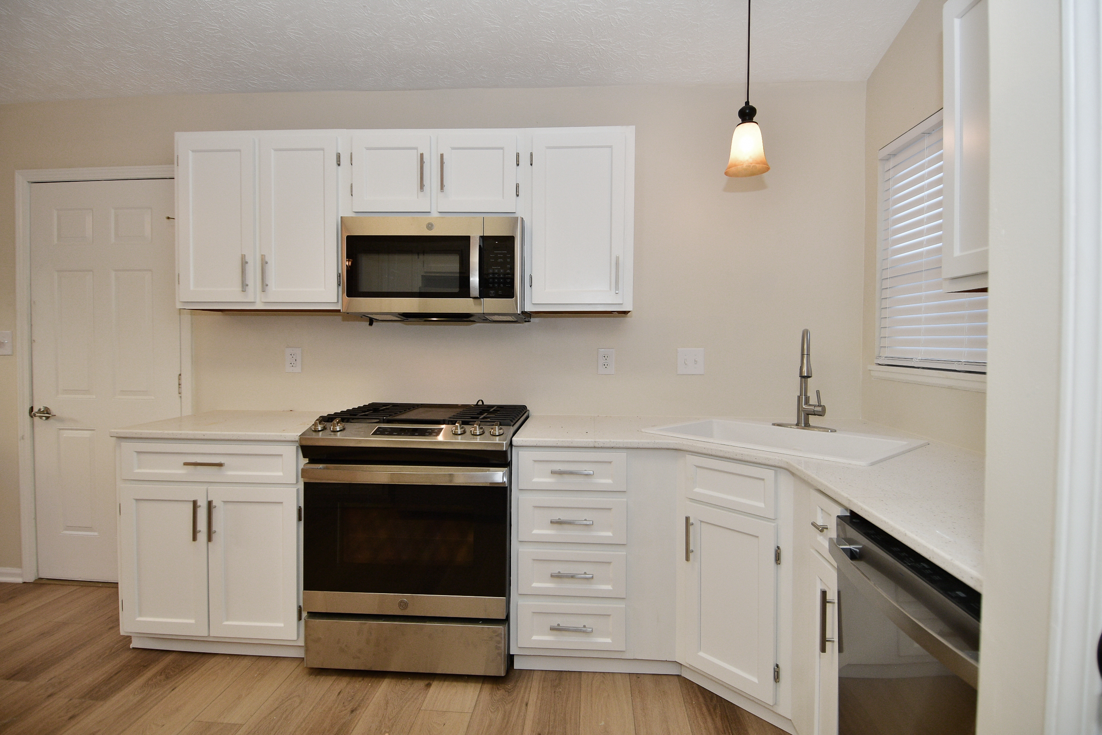 6830 Cherry Blossom E Drive Fishers, IN 46038 - Photo 14 of 49