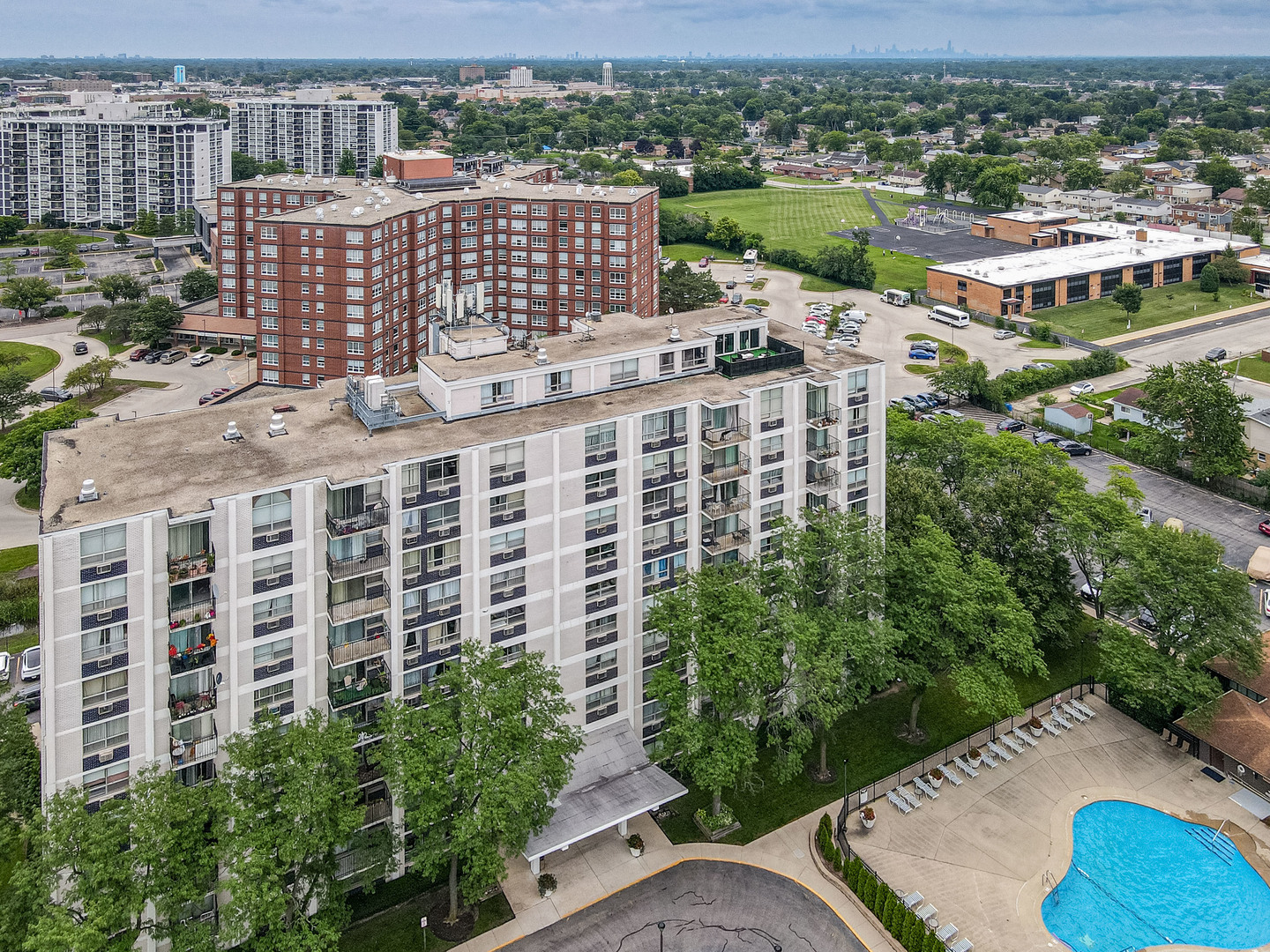 9001 Golf Road, Unit 10F Des Plaines, IL 60016 - Photo 24 of 25 Gallery Image 24