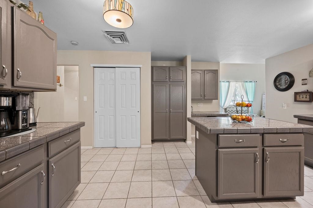 2565 Ranch Road Grand Junction, CO 81505 - Photo 7 of 33 Gallery Image 7