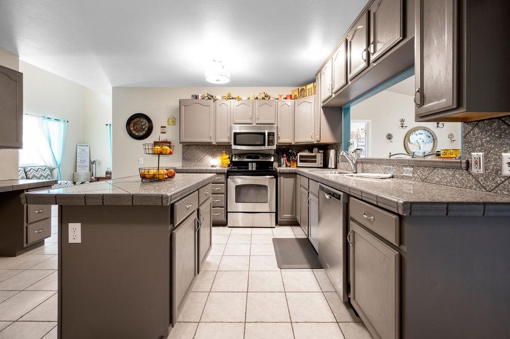 2565 Ranch Road Grand Junction, CO 81505 - Photo 8 of 33 Gallery Image 8