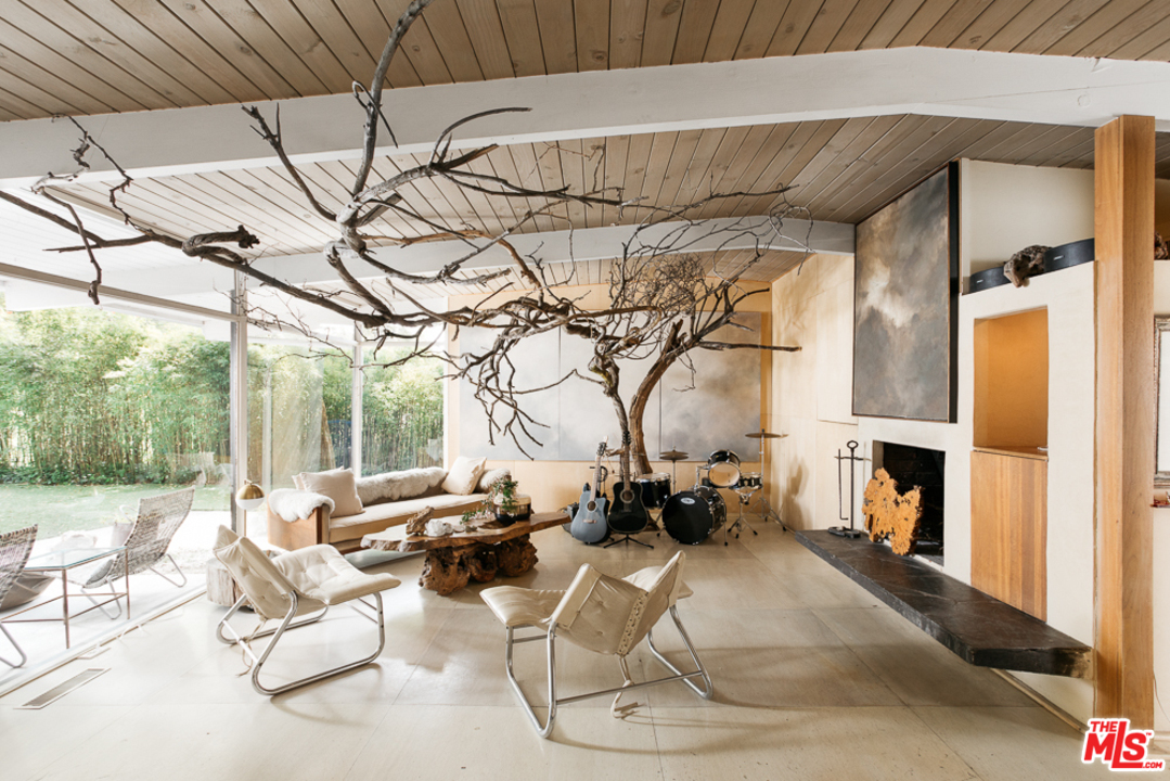 9007 Wonderland Park Avenue Los Angeles, CA 90046 - Photo 2 of 21