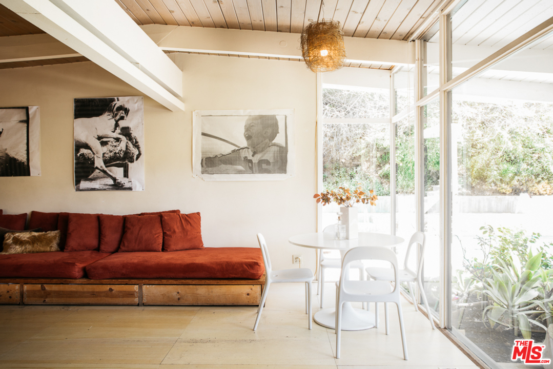 9007 Wonderland Park Avenue Los Angeles, CA 90046 - Photo 5 of 21