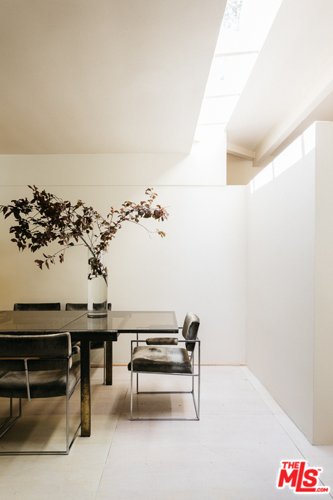 9007 Wonderland Park Avenue Los Angeles, CA 90046 - Photo 7 of 21