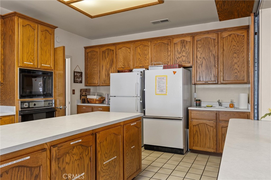 2050 Springfield Drive, Unit 207 Chico, CA 95928 - Photo 41 of 47