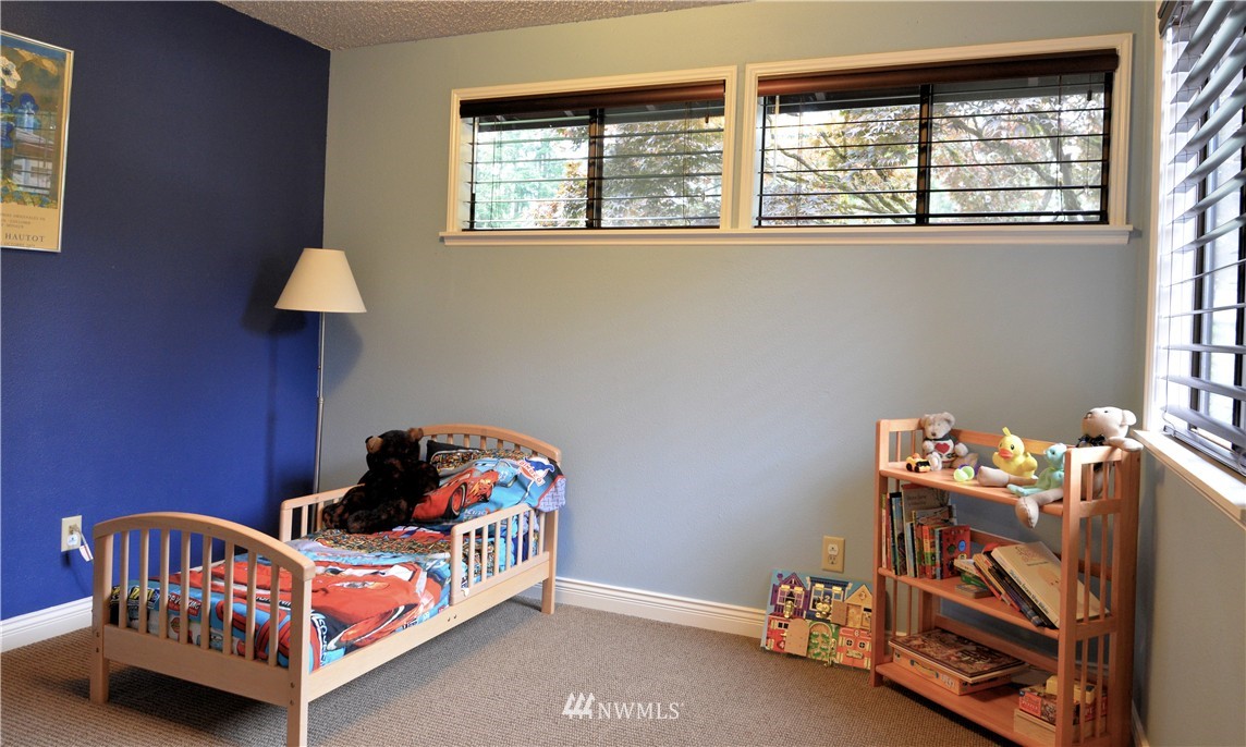 14111 148th Place Southeast Renton, WA 98059 - Photo 17 of 25 Gallery Image 17