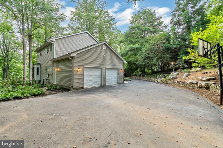 628 East Wheel Road Bel Air, MD 21015 - Photo 4 of 49 Gallery Image 4