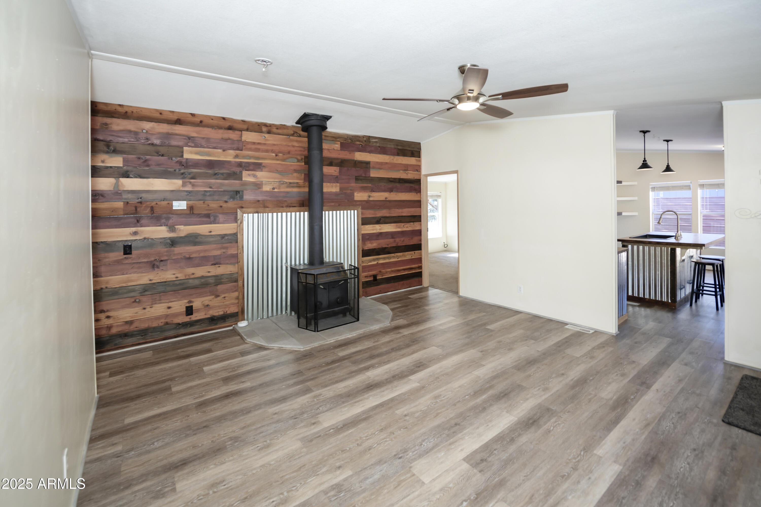 221 Standage Drive Payson, AZ 85541 - Photo 12 of 27 a view of a room with wooden floor
