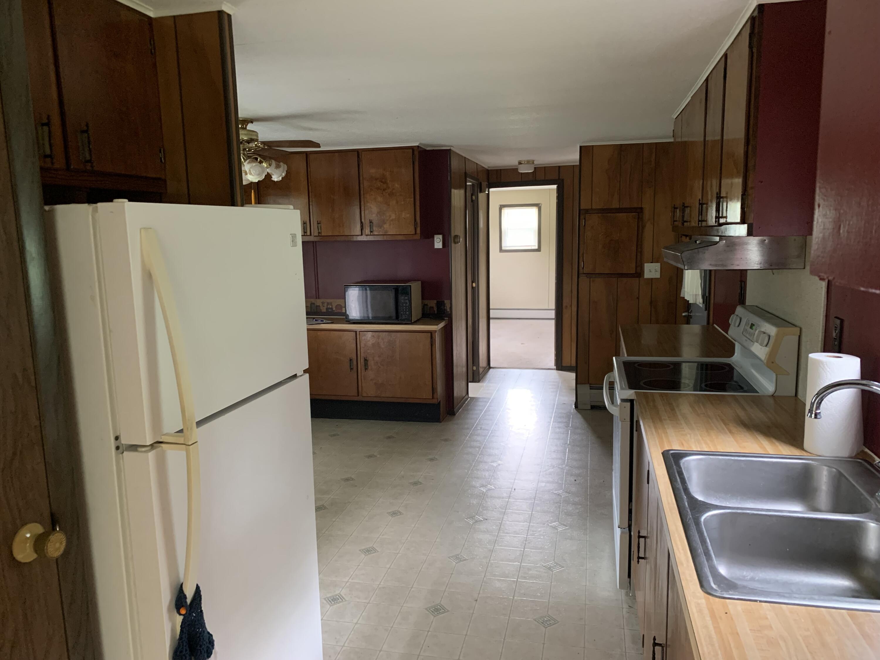833 East Benton Road Waterville, ME 04901 - Photo 7 of 36 Kitchen