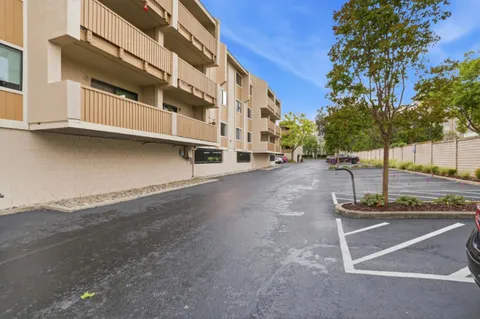 $1,195,000 | 400 Ortega Avenue, Unit 220, Mountain View, CA 94040