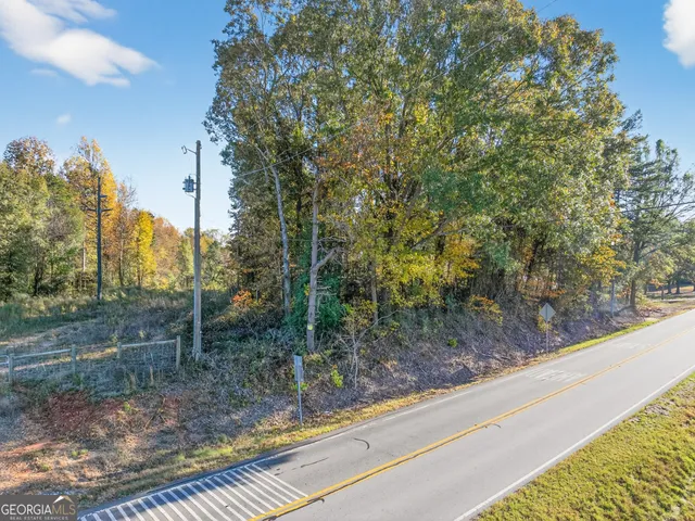 a view of a lake from a yard