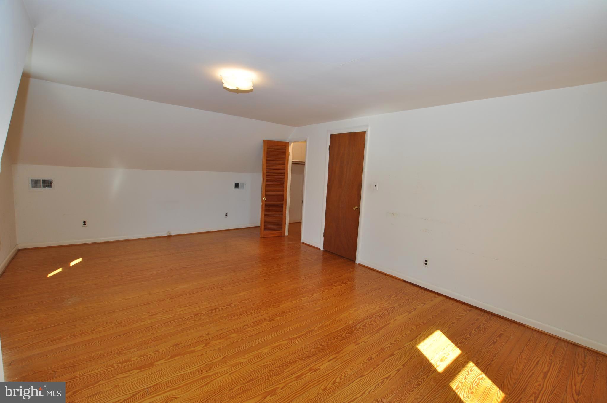 10105 Tipperary Road Baltimore, MD 21234 - Photo 19 of 28