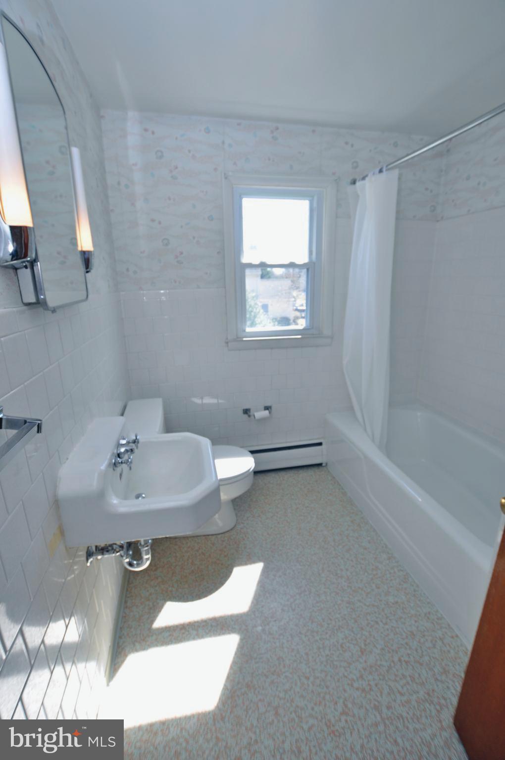 10105 Tipperary Road Baltimore, MD 21234 - Photo 20 of 28