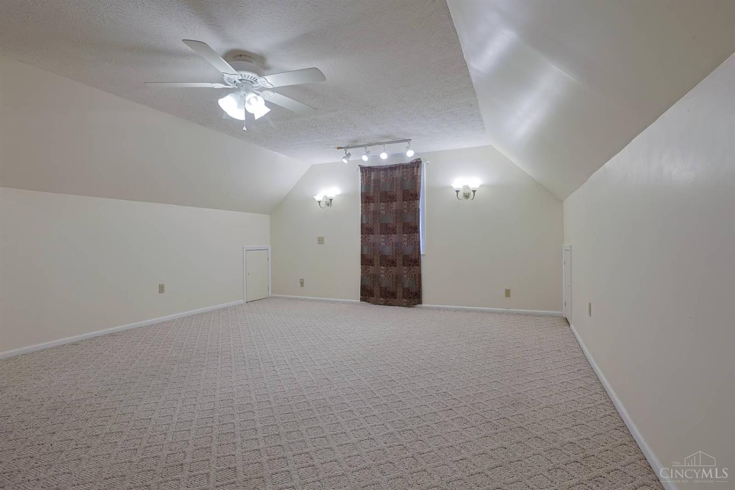 2312 Compton Road Cincinnati, OH 45231 - Photo 27 of 40 Gallery Image 27