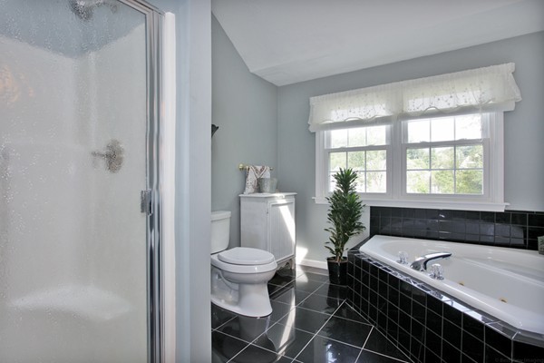44 Woodstone Road Northborough, MA 01532 - Photo 20 of 30 Gallery Image 20