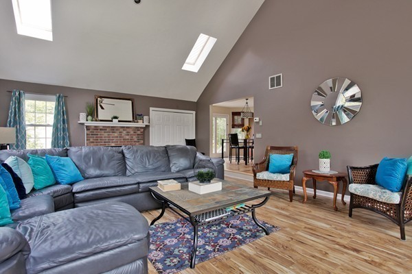 44 Woodstone Road Northborough, MA 01532 - Photo 6 of 30 Gallery Image 6
