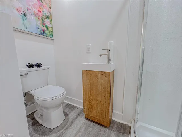 $275,000 | 400 Western Boulevard, Lexington, NC 27295