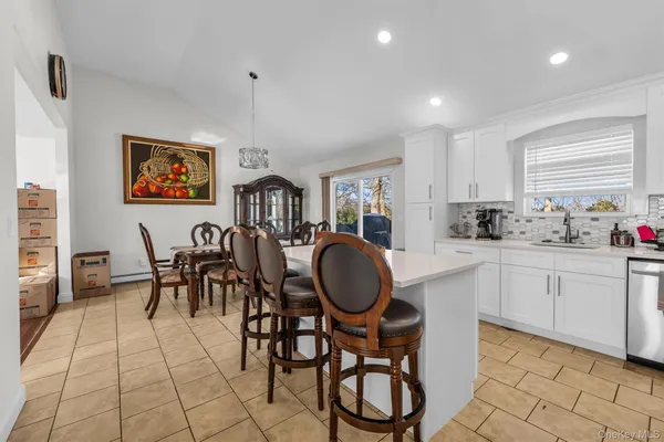 $749,990 | 19 Summit Place, Farmingville, NY 11784