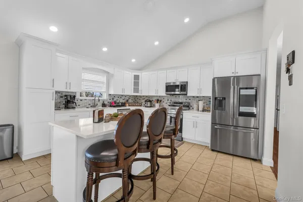 $749,990 | 19 Summit Place, Farmingville, NY 11784