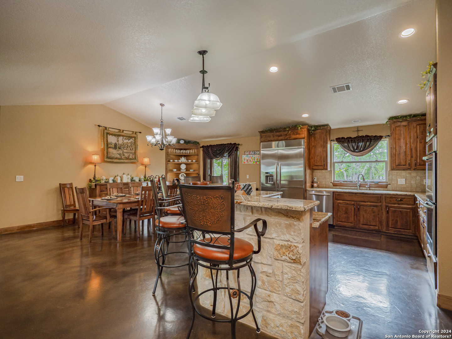 911 Stoney Ridge Road Bulverde, TX 78163 - Photo 8 of 39 Gallery Image 8