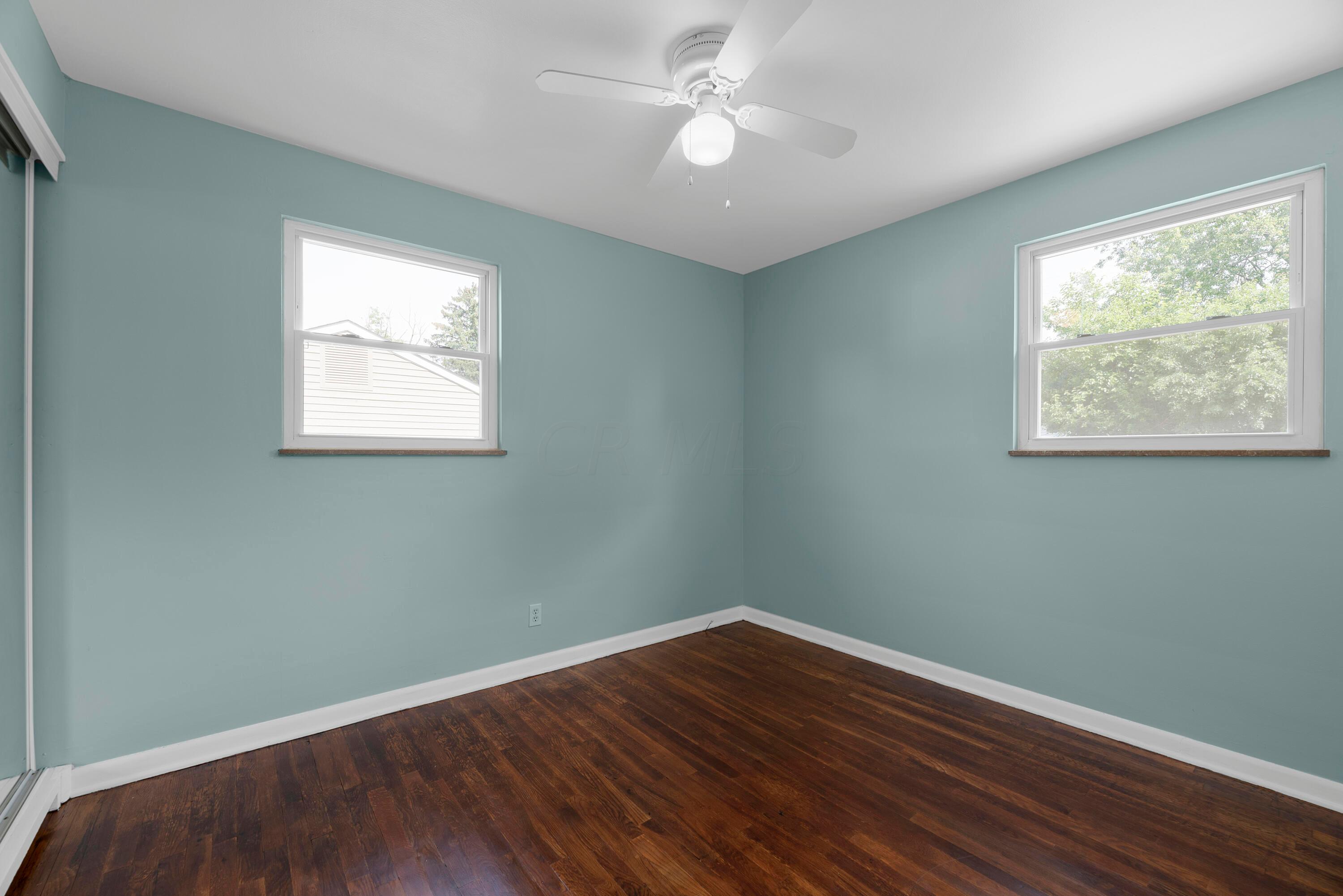 2434 Woodstock Road Columbus, OH 43221 - Photo 19 of 51 MAR_8965