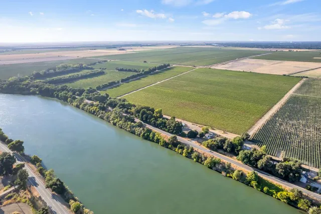$2,302,000 | 53140 South River Road, Clarksburg, CA 95612