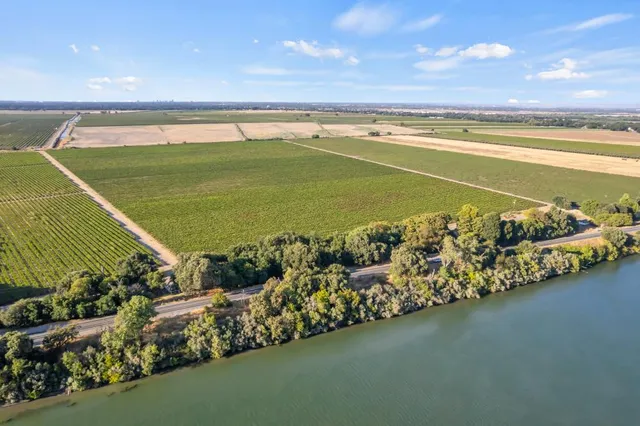 $2,302,000 | 53140 South River Road, Clarksburg, CA 95612