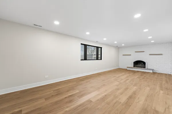 $489,000 | 8800 172nd Street, Tinley Park, IL 60487