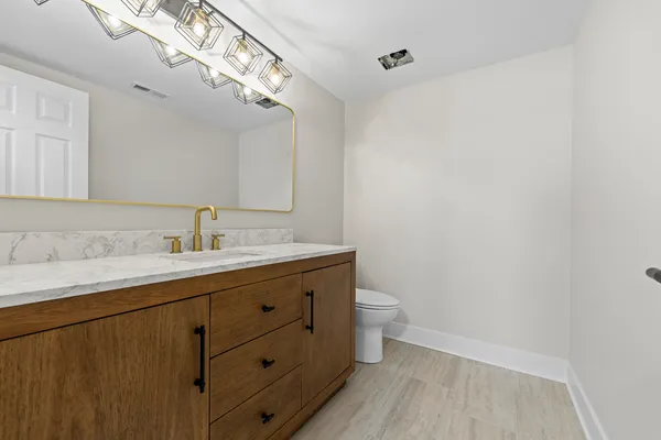 $489,000 | 8800 172nd Street, Tinley Park, IL 60487