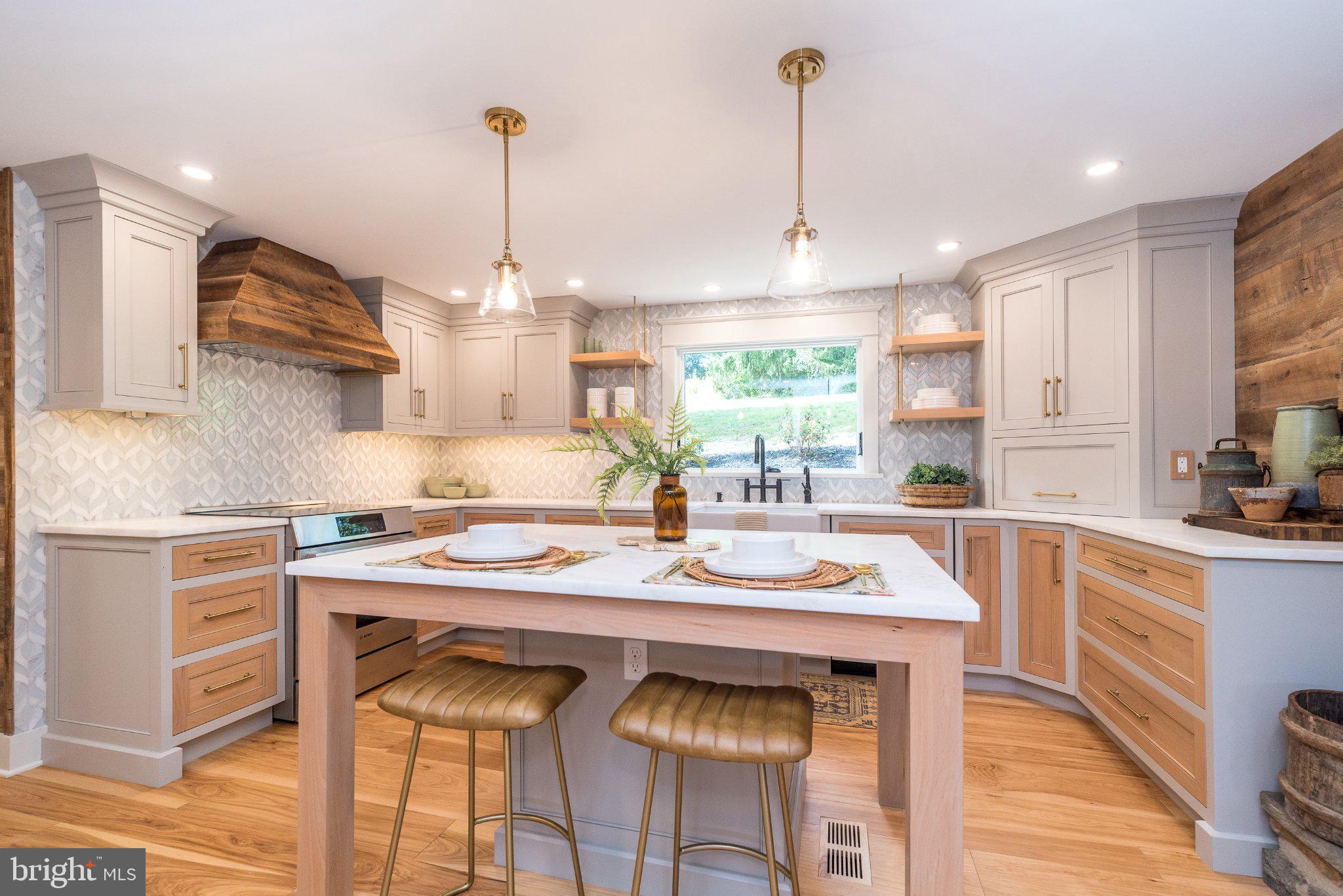 389 Reservoir Road Quakertown, PA 18951 - Photo 10 of 74 Beautifully Designed Kitchen with Custom Details