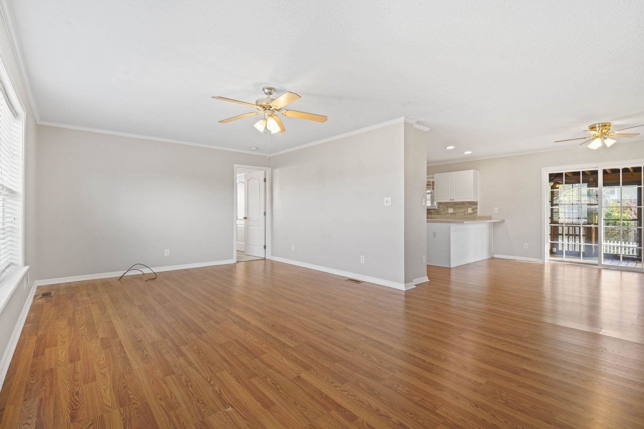 344 Stone Throw Drive Murrells Inlet, SC 29576 - Photo 4 of 32