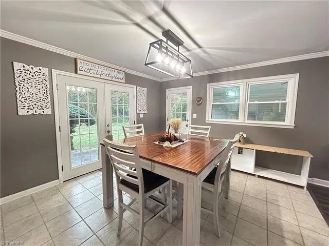 $229,900 | 240 Oakcrest Drive, Madison, NC 27025