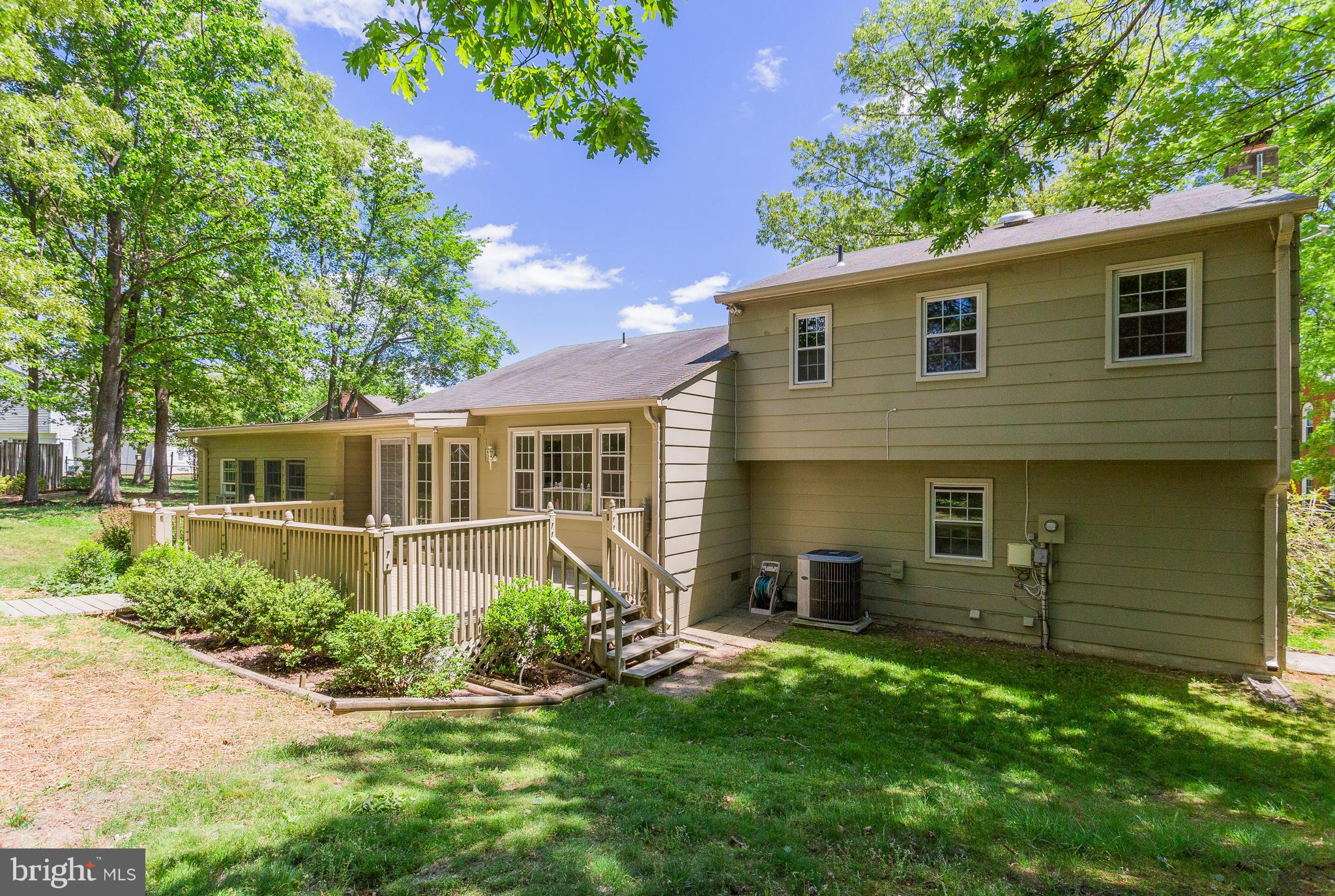 7609 Mulberry Bottom Lane Springfield, VA 22153 - Photo 26 of 27 Exterior (Rear)