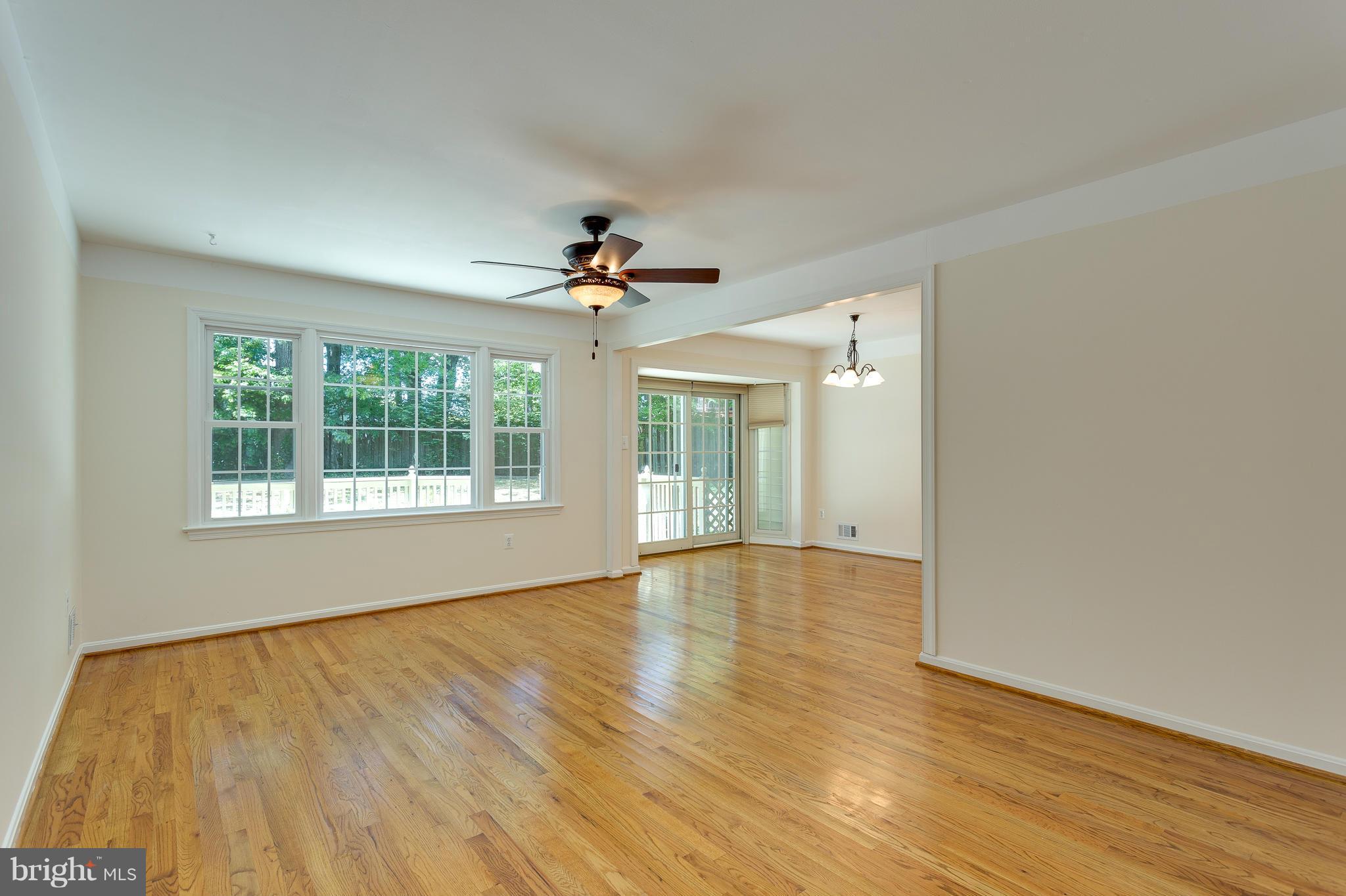7609 Mulberry Bottom Lane Springfield, VA 22153 - Photo 6 of 27 Living Room
