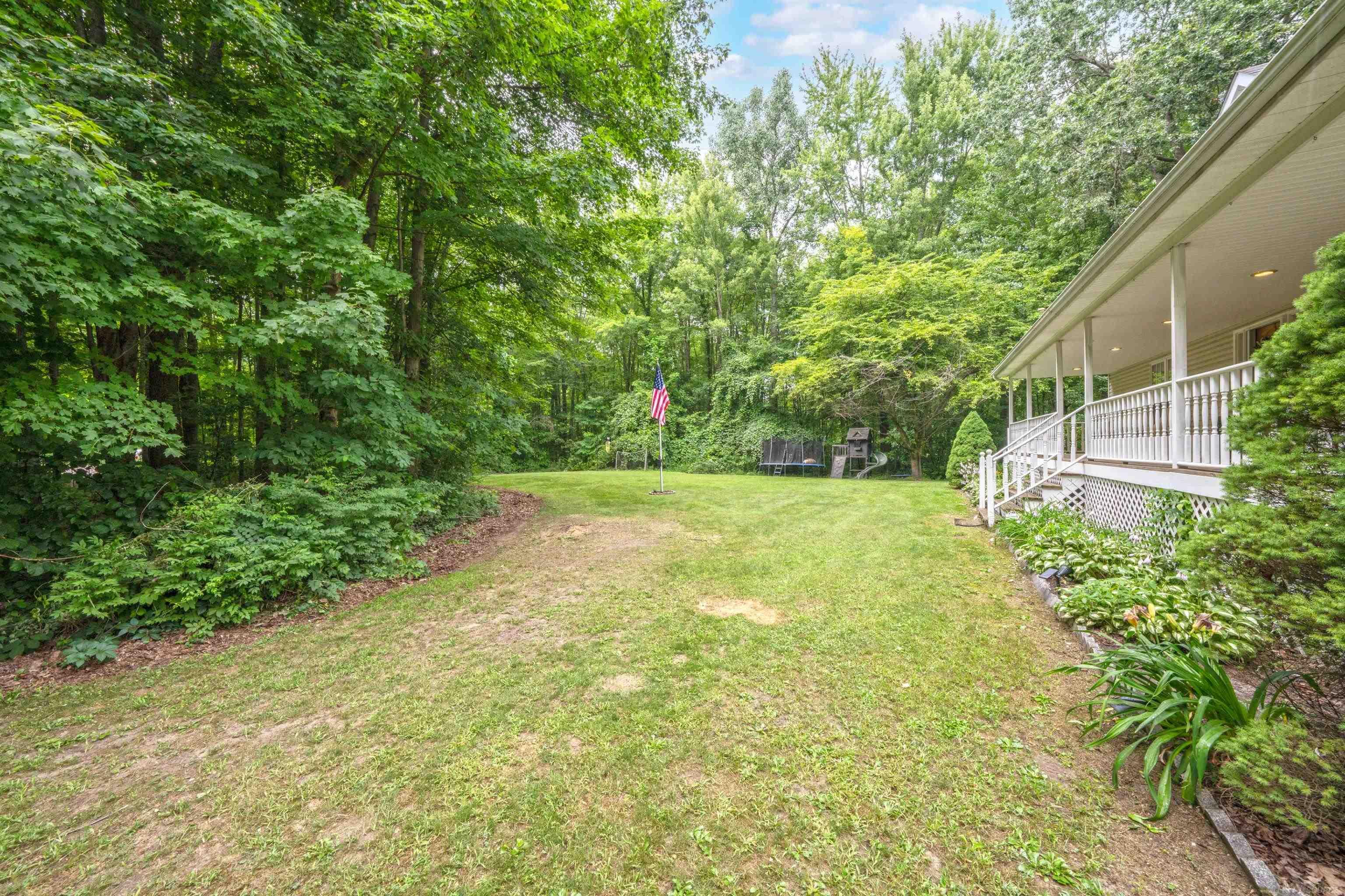 8501 Morrow Road Algonac, MI 48001 - Photo 47 of 52