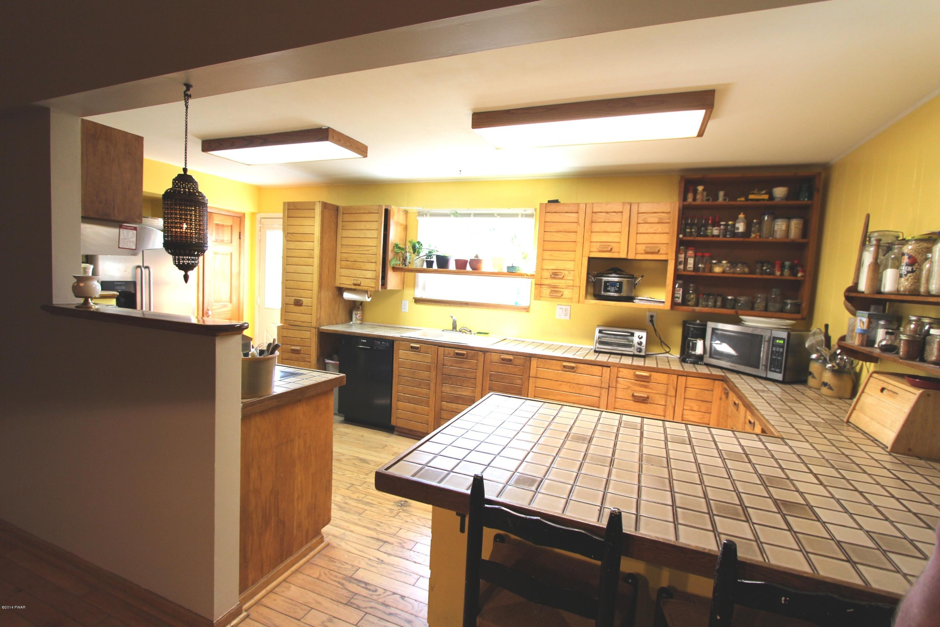 450 Little Walker Road Shohola, PA 18458 - Photo 16 of 28 Gallery Image 16