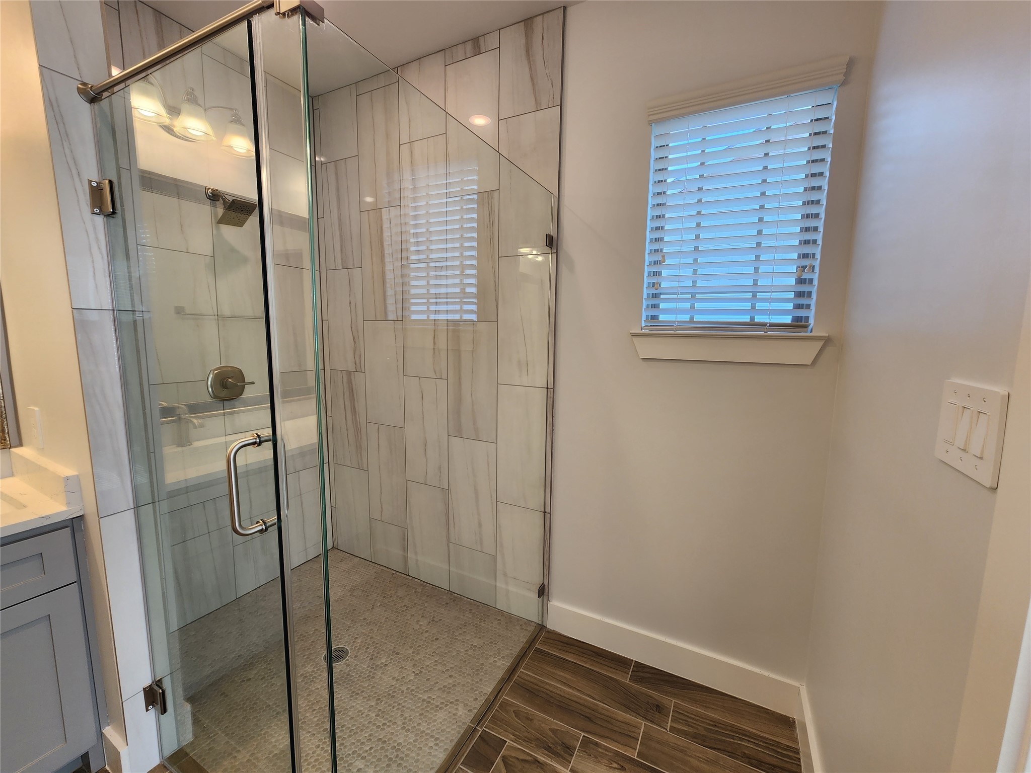 25982 Lantern Lane New Caney, TX 77357 - Photo 16 of 26 a bathroom with a shower