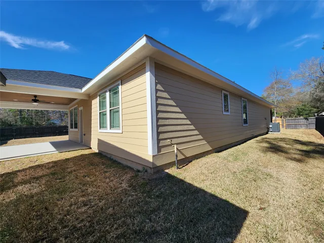 a view of backyard of house