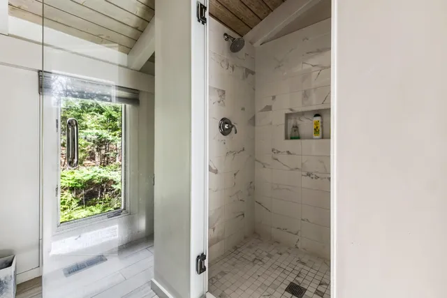 $675,000 | 27 Eagle Drive, Grantham, NH 03753