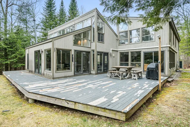 $675,000 | 27 Eagle Drive, Grantham, NH 03753