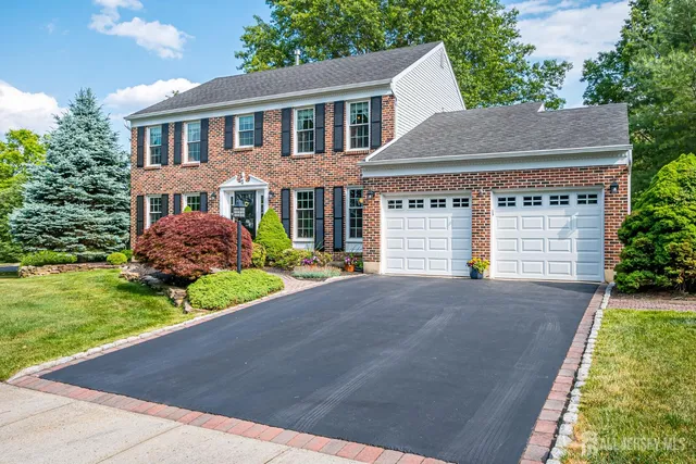 $1,119,500 | 3 Clinton Court, Kendall Park, NJ 08824