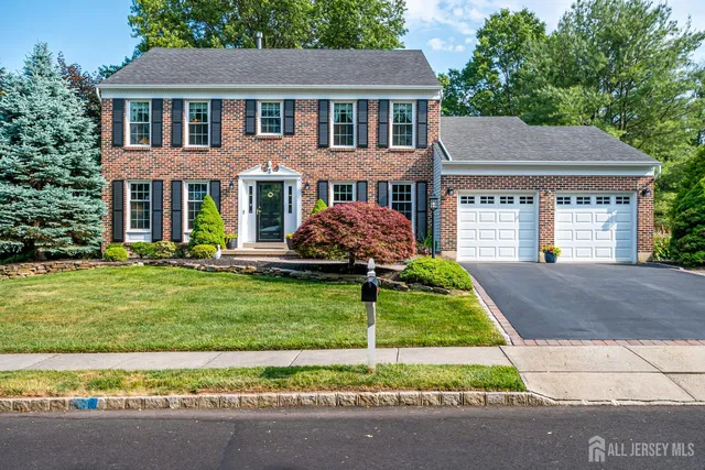 $1,119,500 | 3 Clinton Court, Kendall Park, NJ 08824