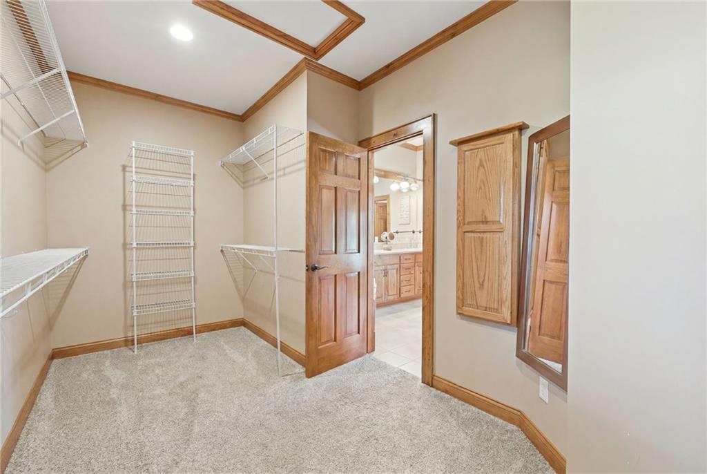 8980 Rowen Road De Soto, KS 66018 - Photo 22 of 69