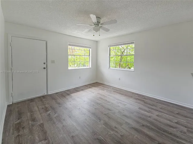 $2,050 | 6617 Southwest 10th Street, Unit 5, West Miami, FL 33144