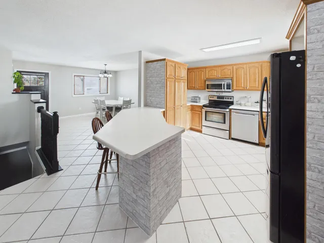 $329,900 | 1004 Dale Street, St. Joseph, MN 56374