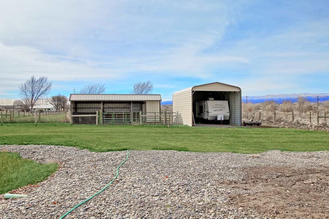 261 30 Road Grand Junction, CO 81503 - Photo 5 of 42 Gallery Image 5