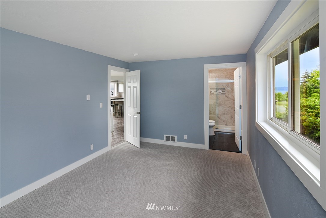 23740 Seatter Road Northeast Kingston, WA 98346 - Photo 23 of 38 Gallery Image 23