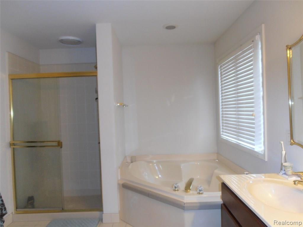 753 Bliss Drive Rochester, MI 48307 - Photo 16 of 20